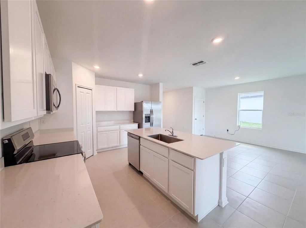 Photo of 4373 RIVER BEACON BOULEVARD