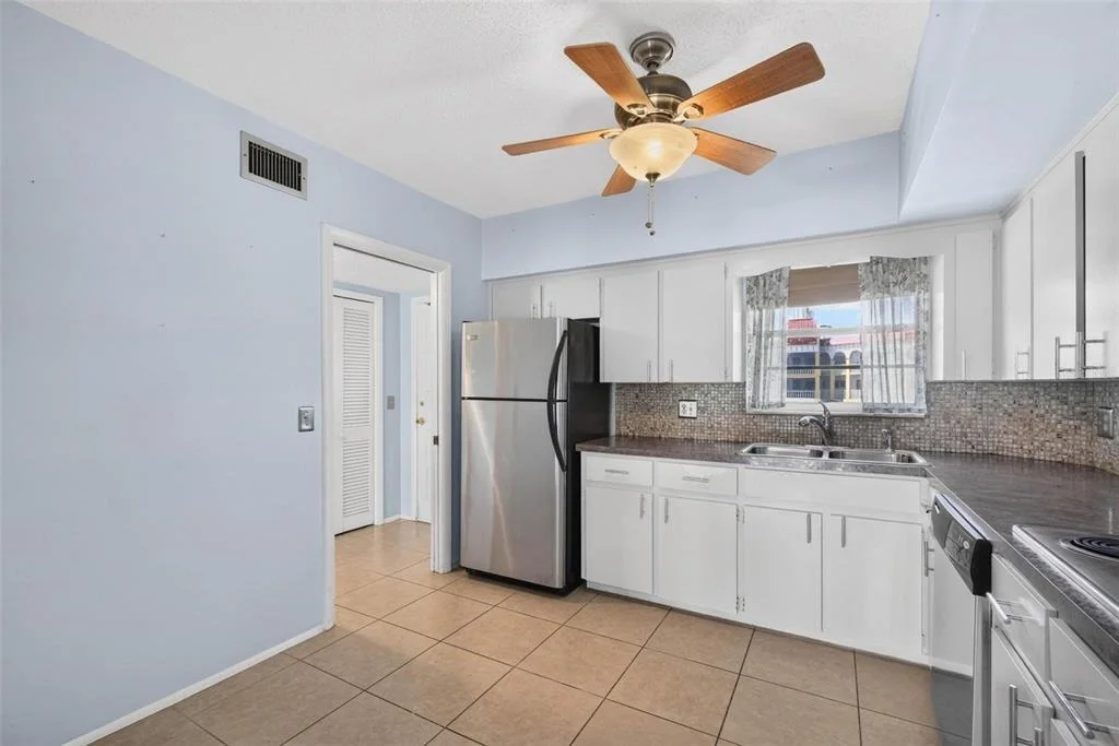 Photo of Unit 60 at 2410 FRANCISCAN DRIVE