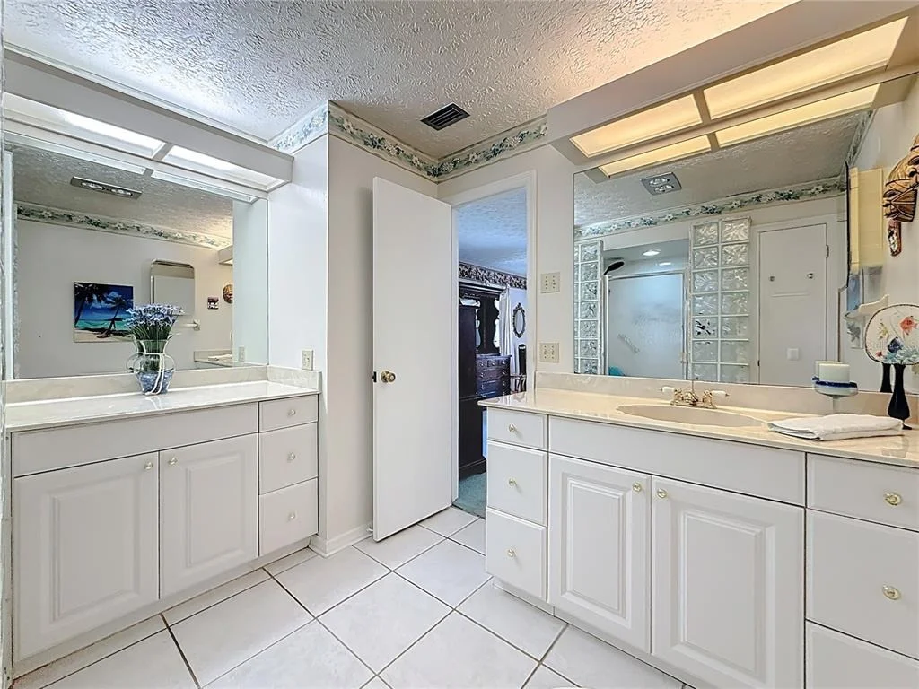 Photo of 452 SUMMIT CHASE DRIVE