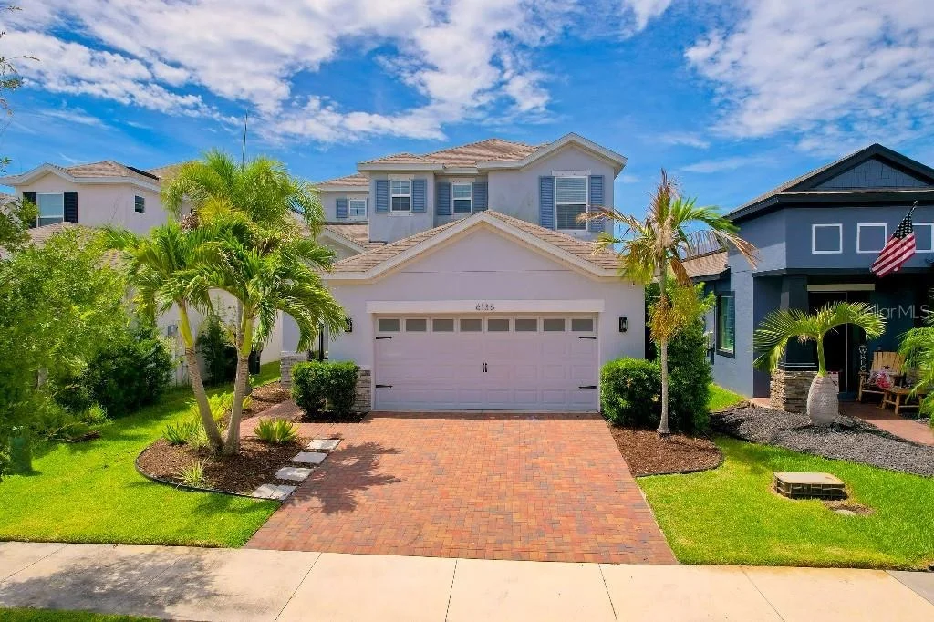 Photo of 6135 VOYAGERS PLACE