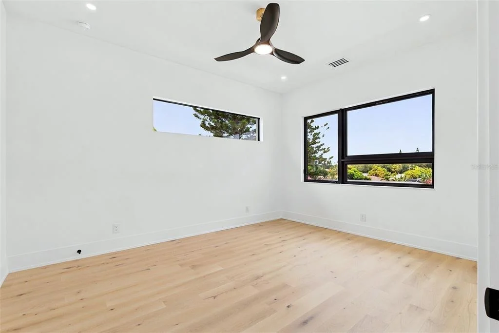 Photo of 1870 JASMINE DRIVE