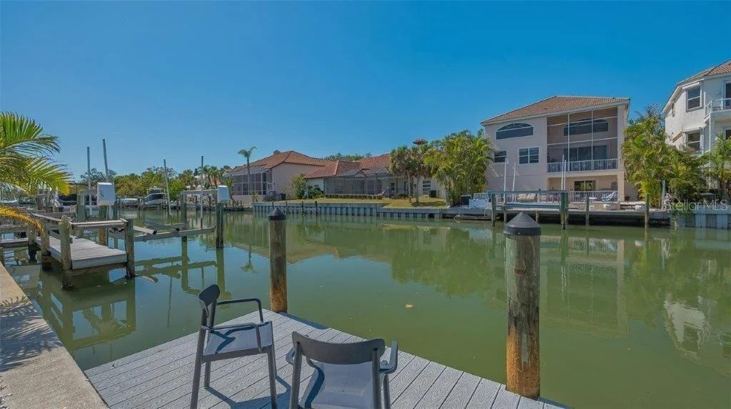 Photo of 4922 COMMONWEALTH DRIVE
