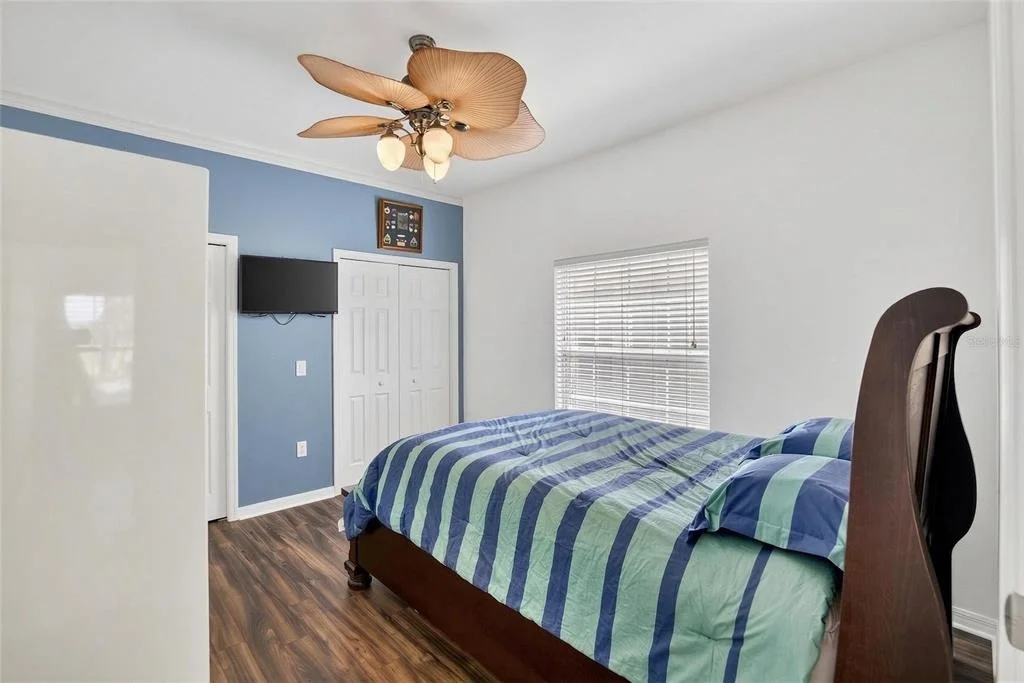 Photo of 4152 DUNMORE DRIVE