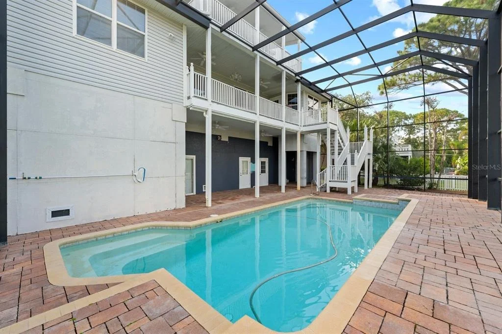 Photo of 921 POINT SEASIDE DRIVE