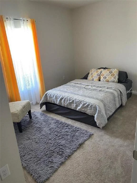 Photo of 372 ROOKS LOOP