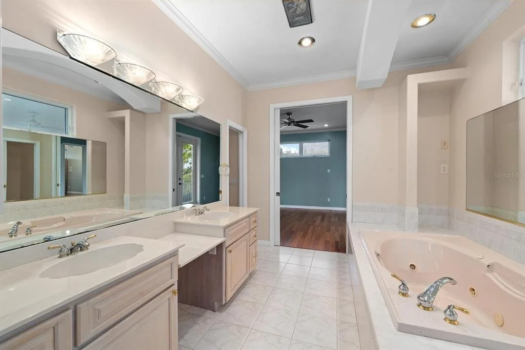 Photo of 921 POINT SEASIDE DRIVE