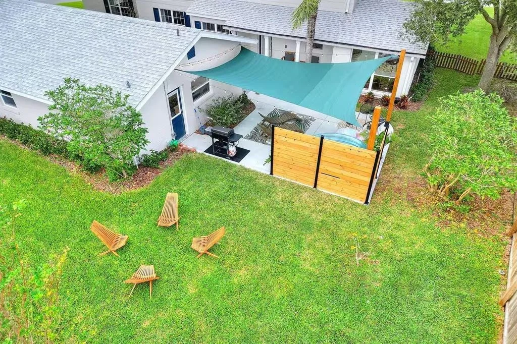 Photo of 1302 LAKE ELBERT DR SE