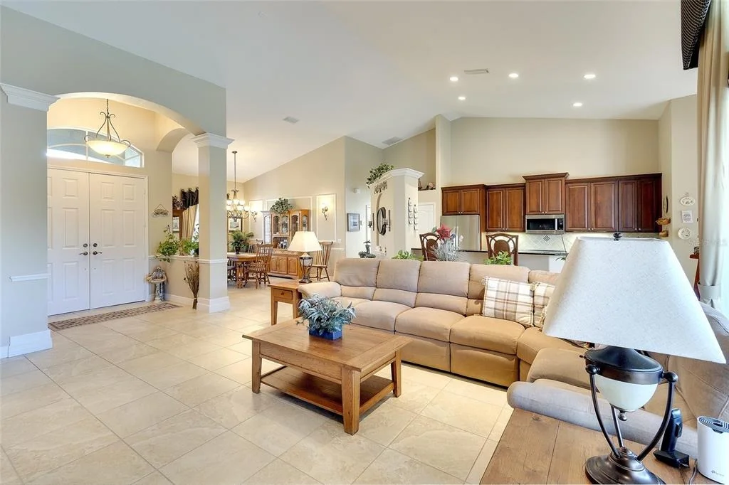 Photo of 11809 OAK RIDGE DRIVE