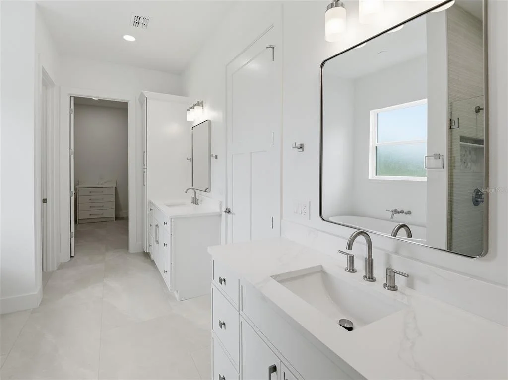 Photo of 4256 LA SALLE AVE