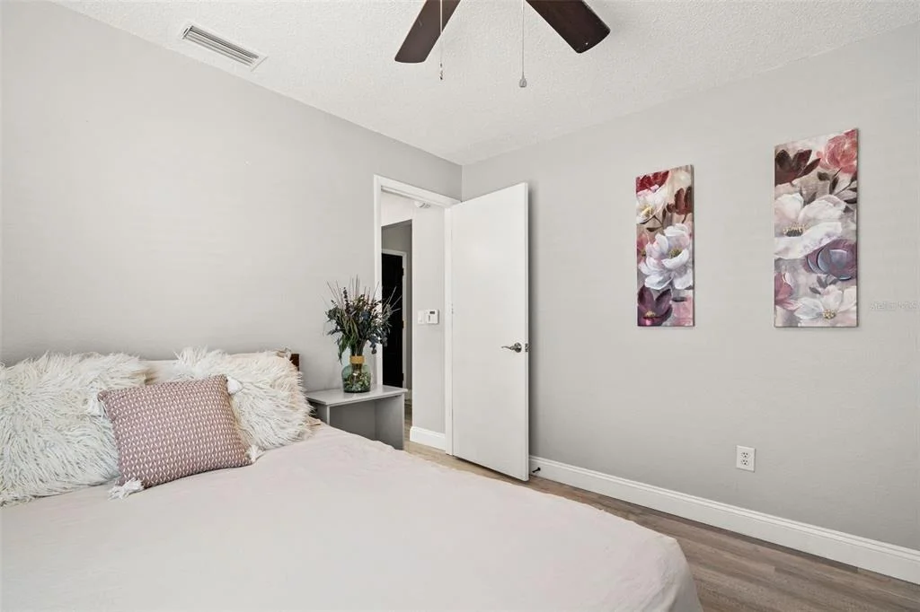 Photo of 12908 LONGCREST DRIVE