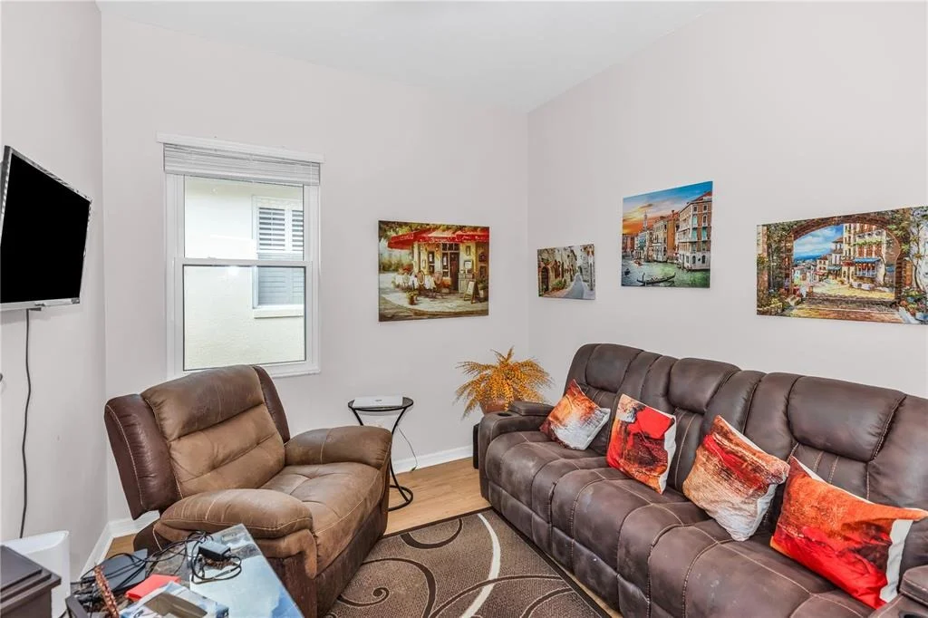 Photo of 414 FAIRLANE DRIVE