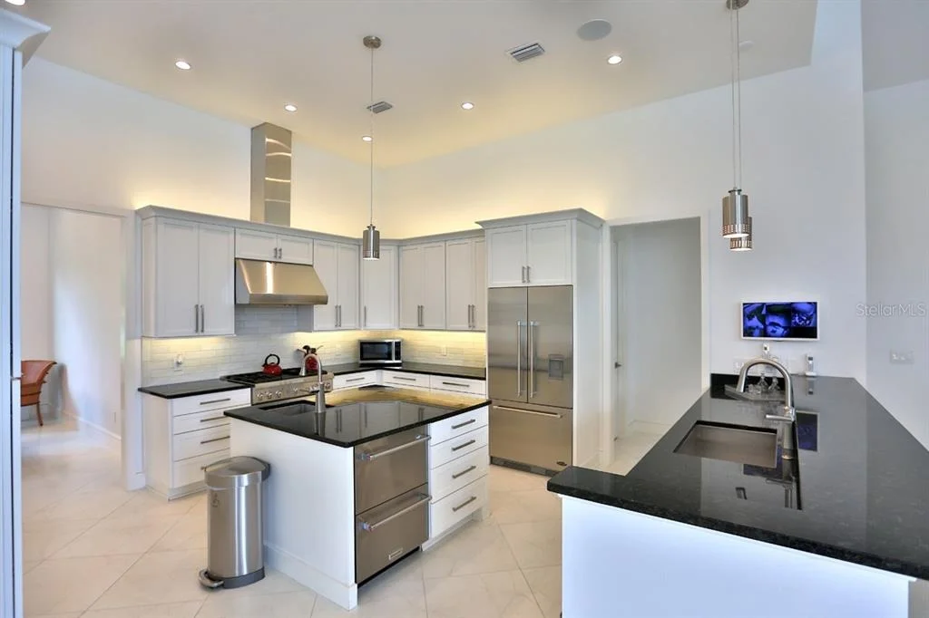 Photo of 601 SE 80TH STREET