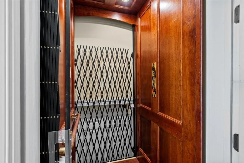 Photo of 1394 HARBOR DRIVE