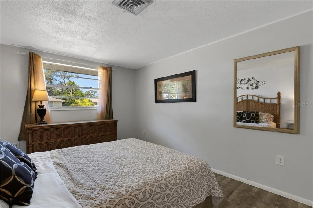 Photo of 979 KIMBALL ROAD