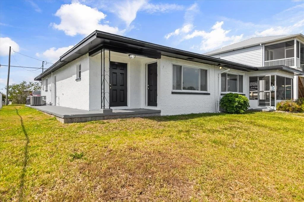 Photo of 3435 GULF COAST DRIVE