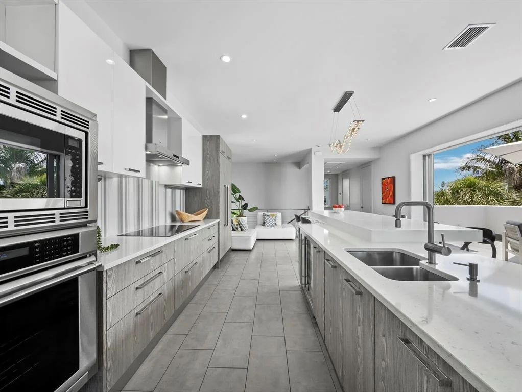 Photo of 471 ISLAND CIRCLE