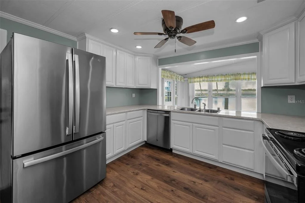 Photo of 4706 BURNEY DRIVE