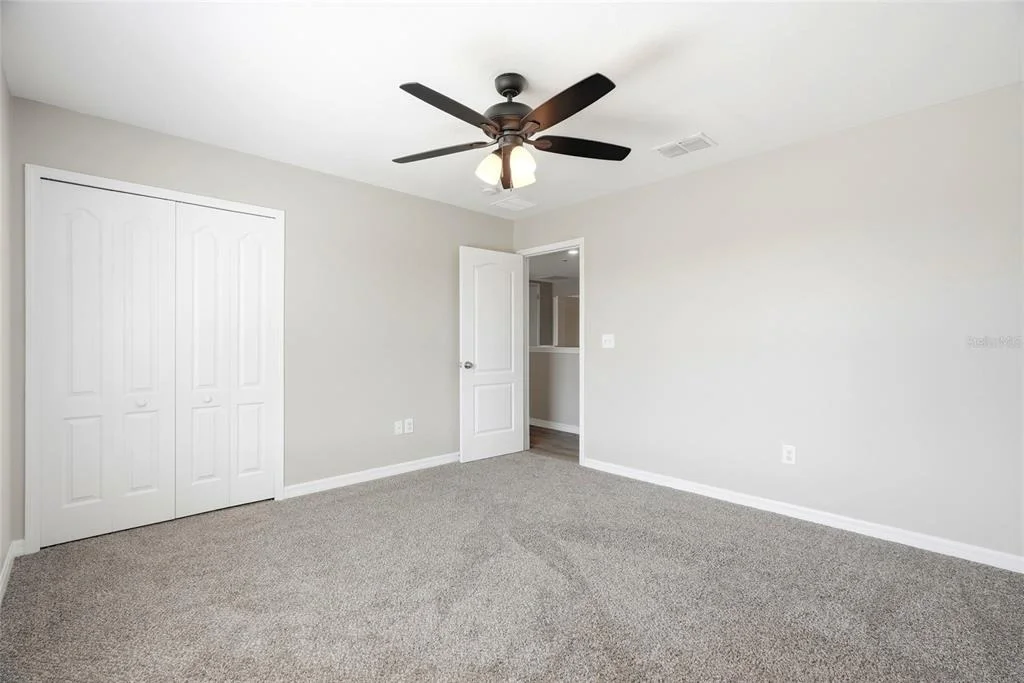 Photo of 909 MEADOW GLADE DRIVE