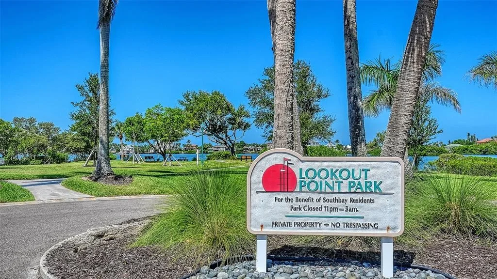 Photo of 321 LOOKOUT POINT DRIVE
