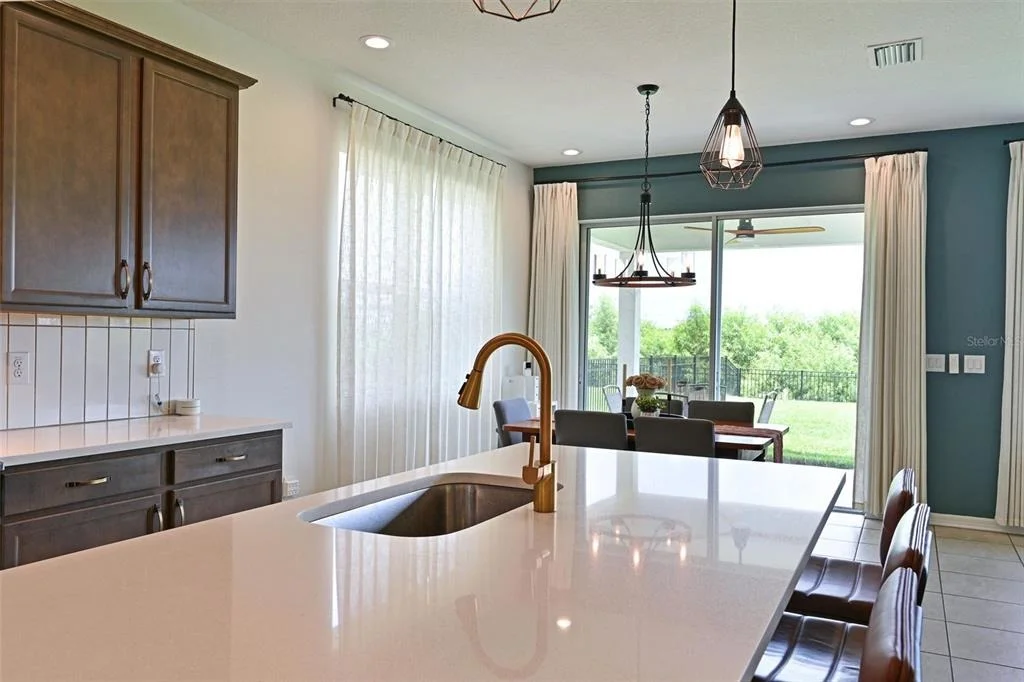 Photo of 11124 MOONSAIL DRIVE