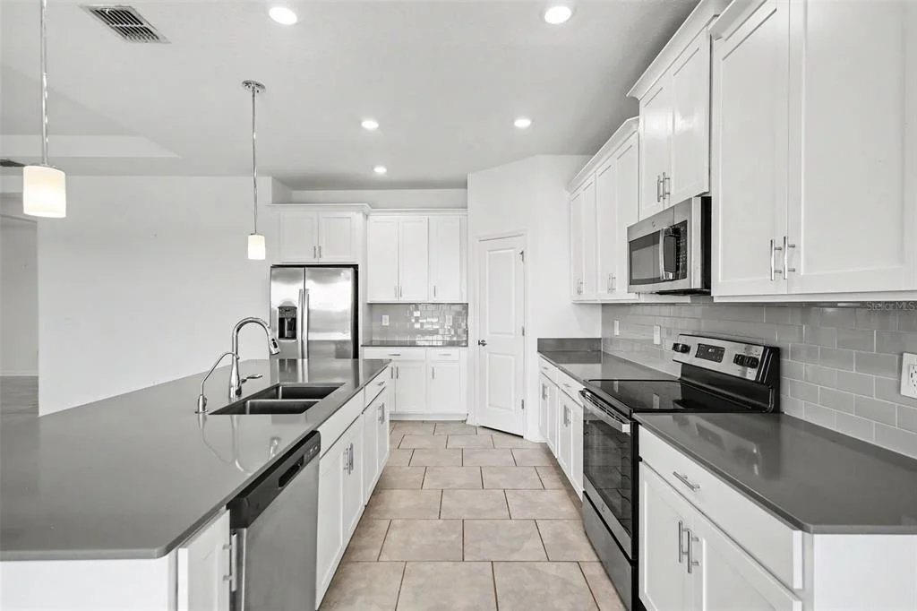 Photo of 6079 CLAYSTONE WAY