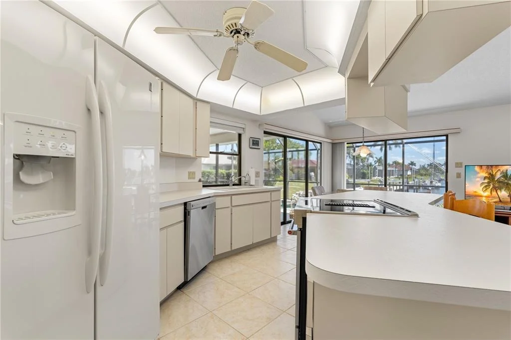 Photo of 308 COLONY POINT DRIVE