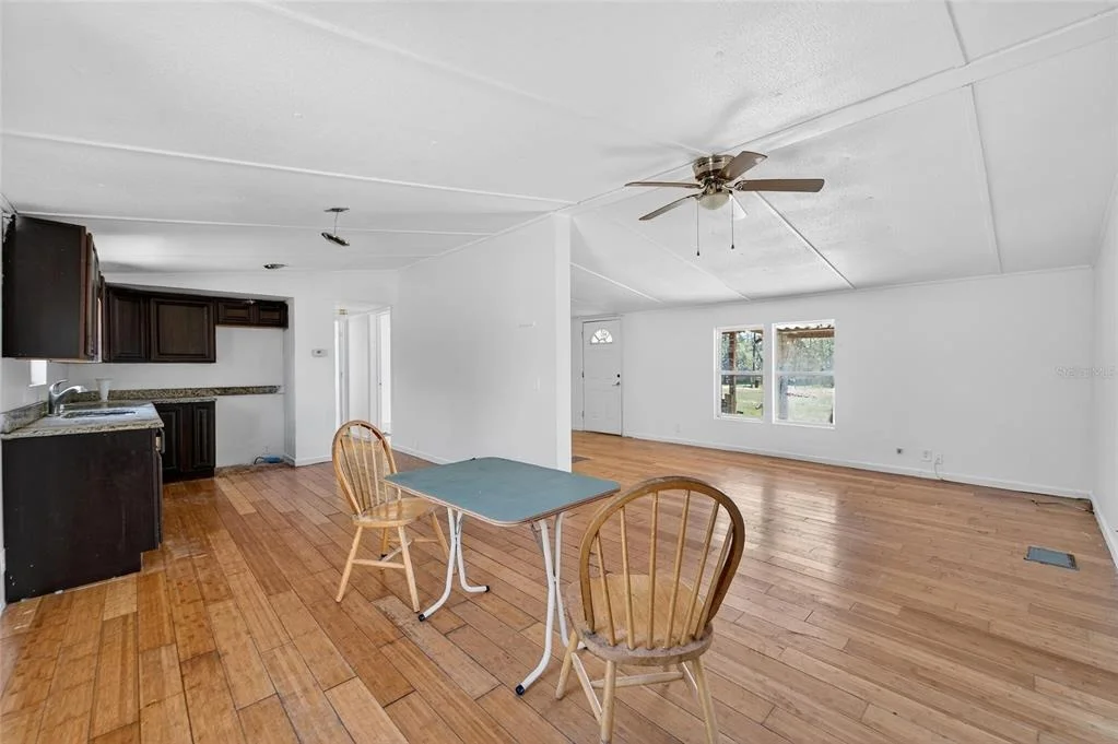Photo of 35238 MANUEL STREET