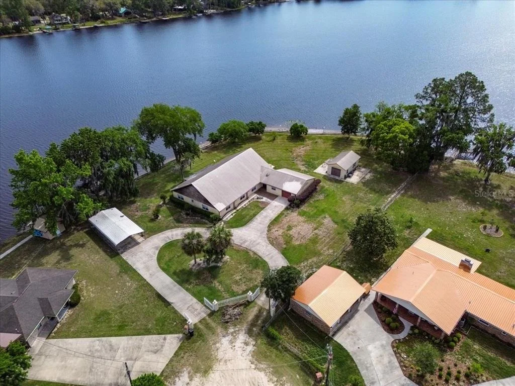 Photo of 229 LAKE IDA POINT DRIVE