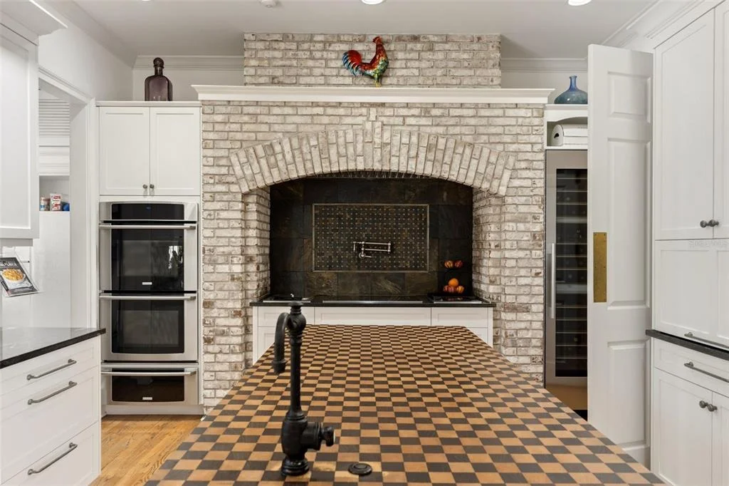Photo of 21411 BROOKES RUN ROAD