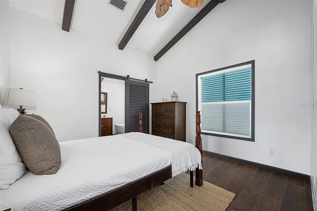 Photo of 3110 JOHN ANDERSON DRIVE