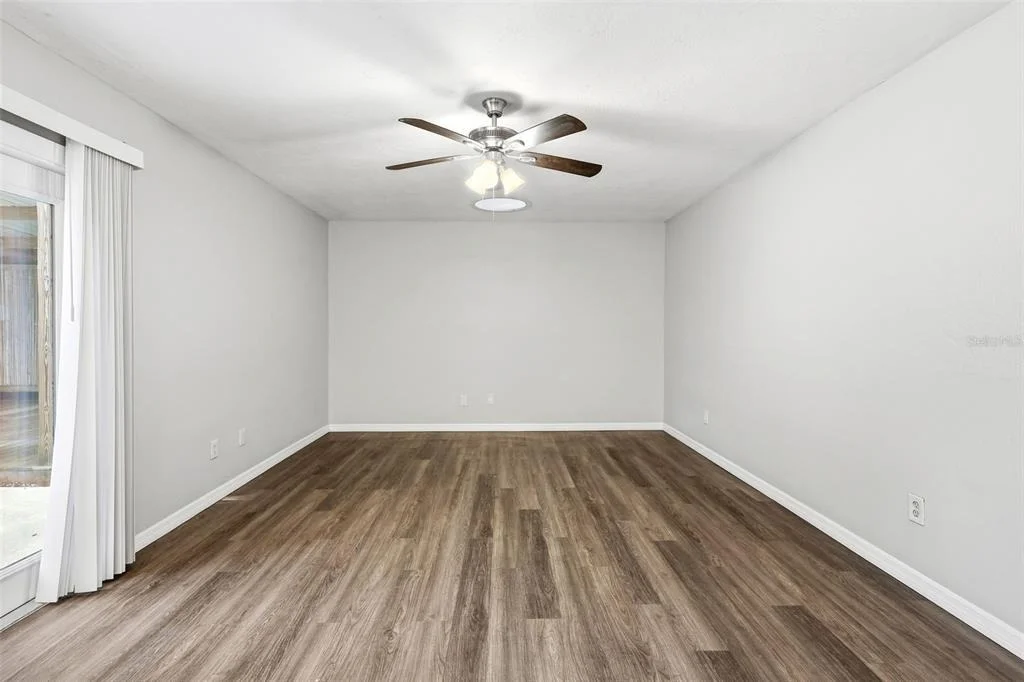 Photo of 483 SPRUCEVIEW DRIVE