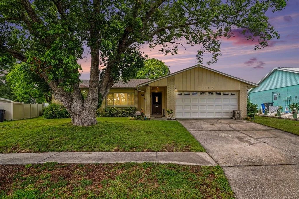 Photo of 2815 LINDEN TREE STREET