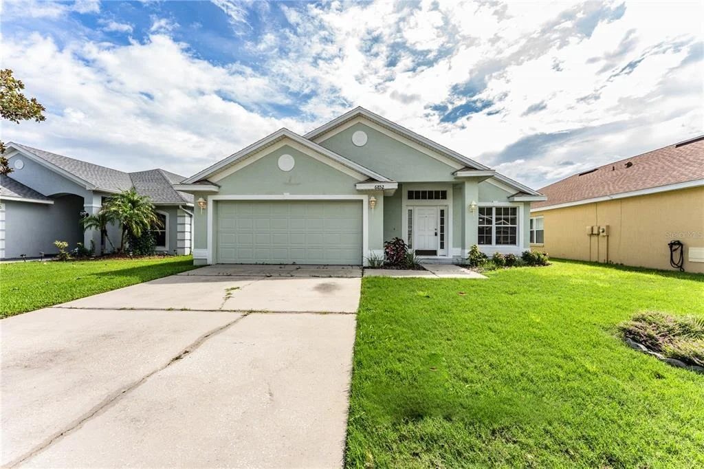 Photo of 6852 SHADOWCAST LANE