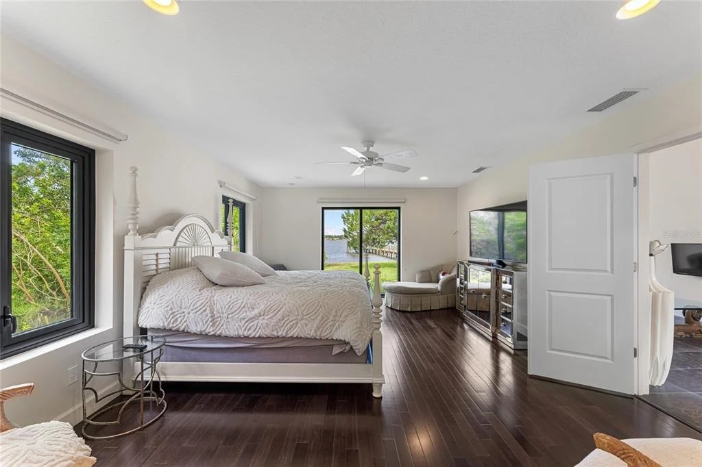 Photo of 200 JOHN ANDERSON DRIVE