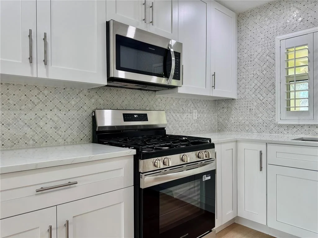 Photo of 902 OAKWOOD DRIVE
