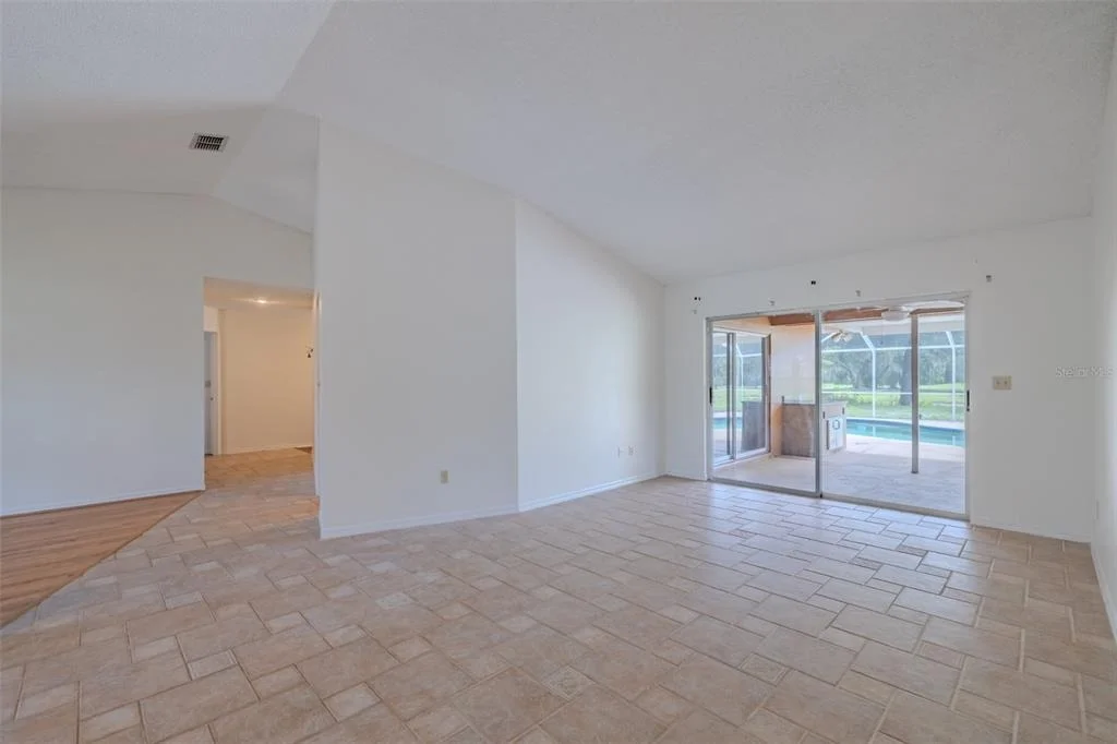 Photo of 1409 HOLLEMAN