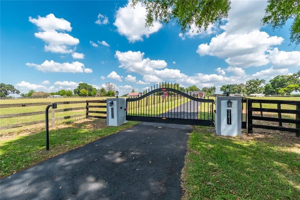 Photo of 13025 NW GAINESVILLE ROAD