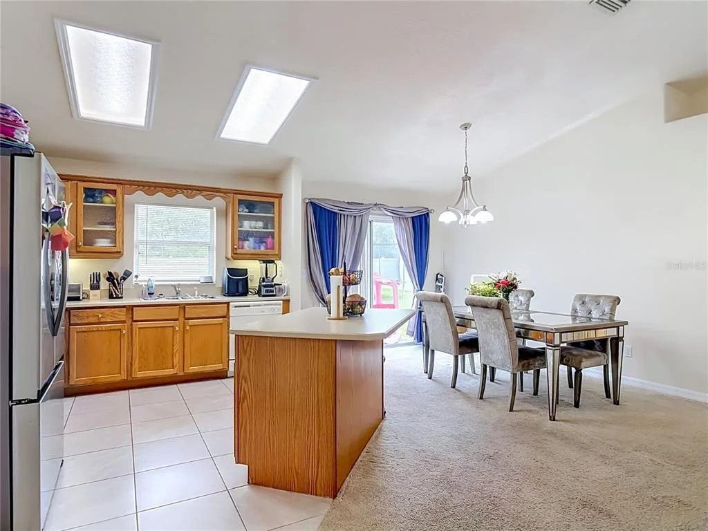 Photo of 8 BAINBRIDGE LANE