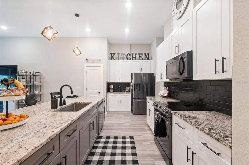 Photo of 13073 JAYWALK ROAD