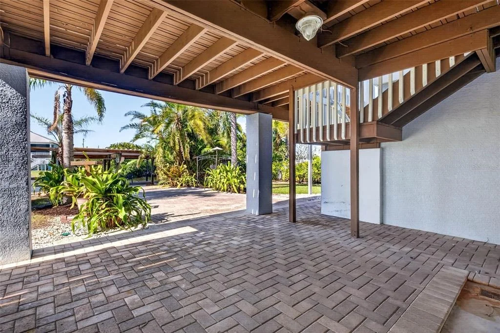Photo of 821 BLUE HERON BOULEVARD