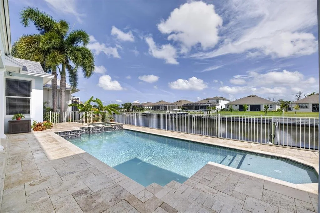 Photo of 715 ISLEBAY DRIVE