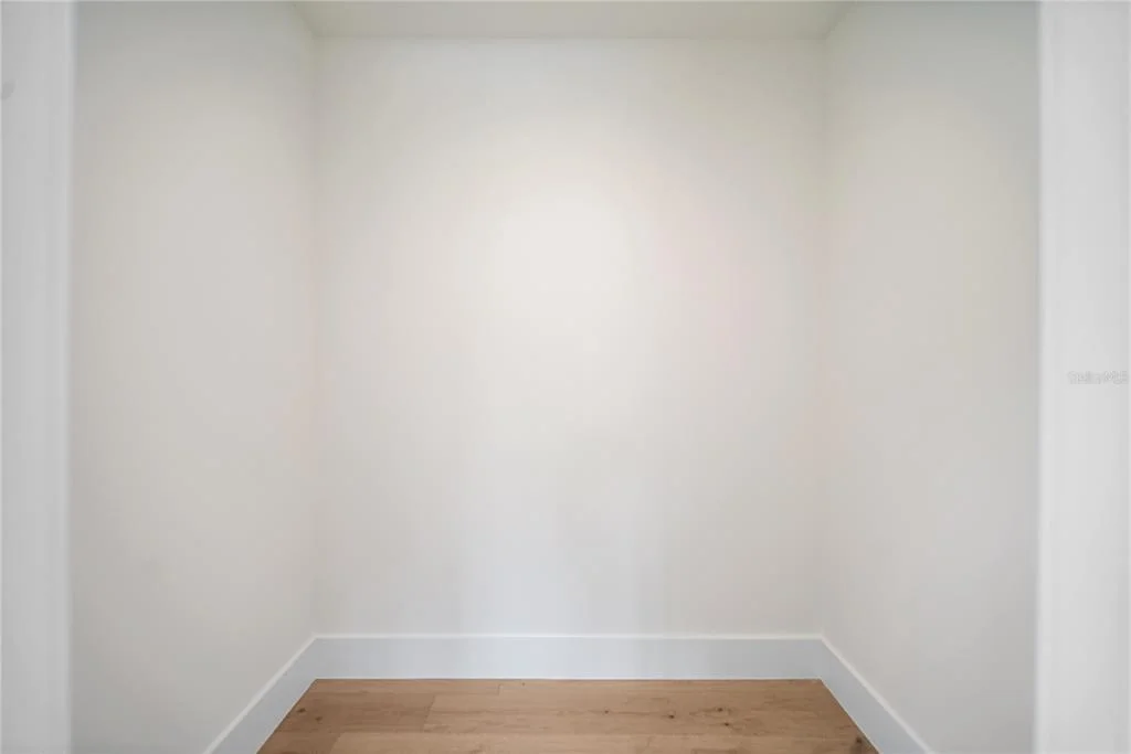 Photo of 626 BUTTONWOOD DRIVE