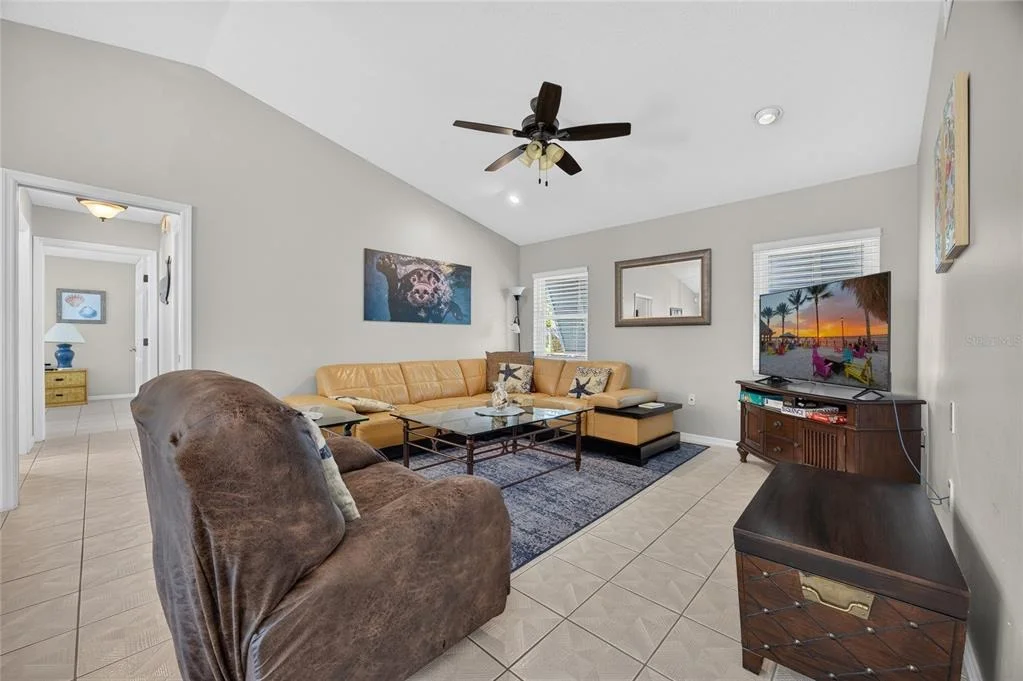 Photo of 2280 VIA ESPLANADE