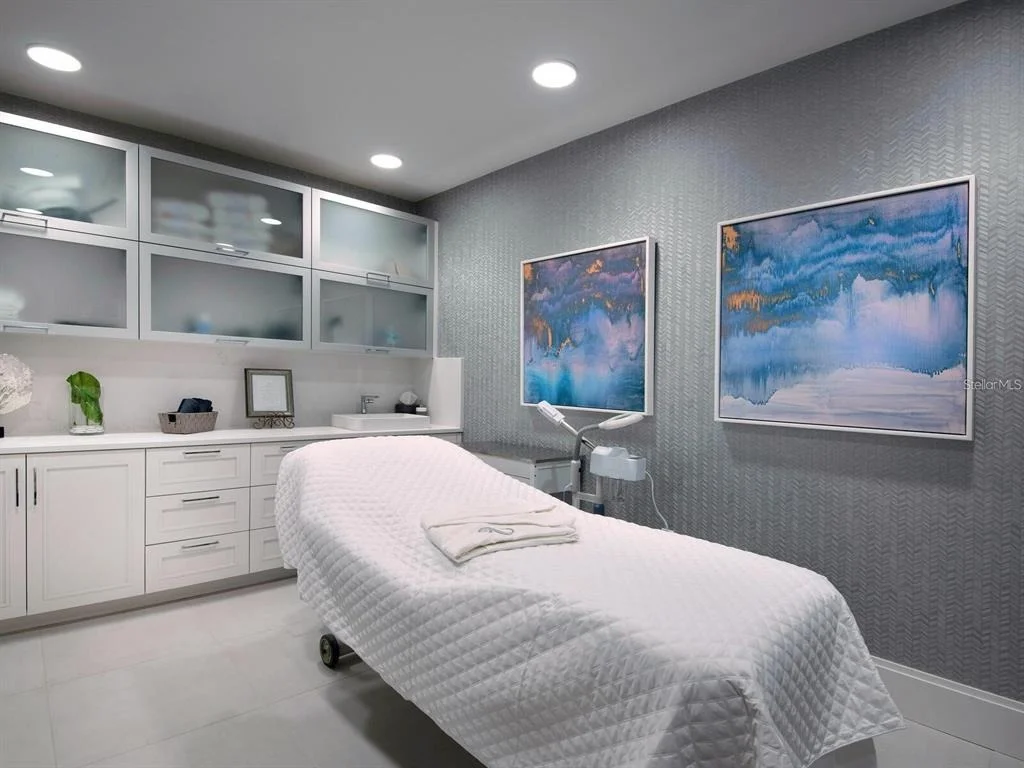 Photo of 16131 DAYSAILOR TRAIL