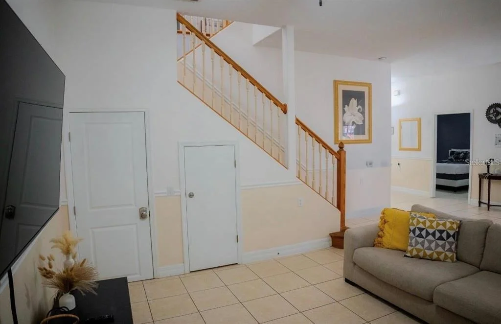 Photo of 416 VISTA LOOP