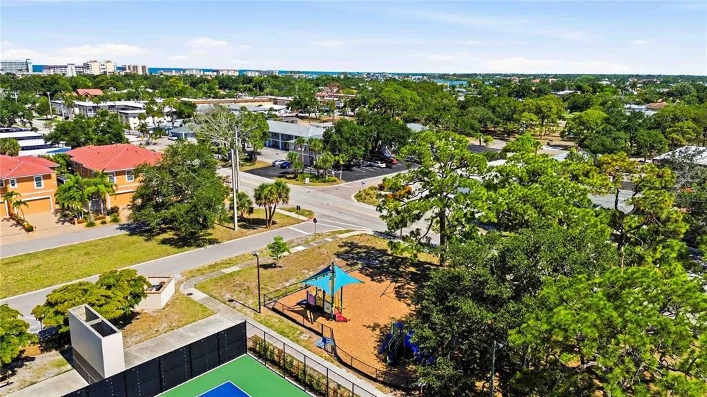 Photo of 3035 SHAMROCK DRIVE