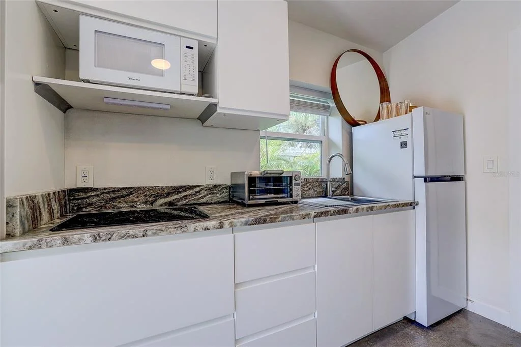 Photo of 2121 PALM TERRACE