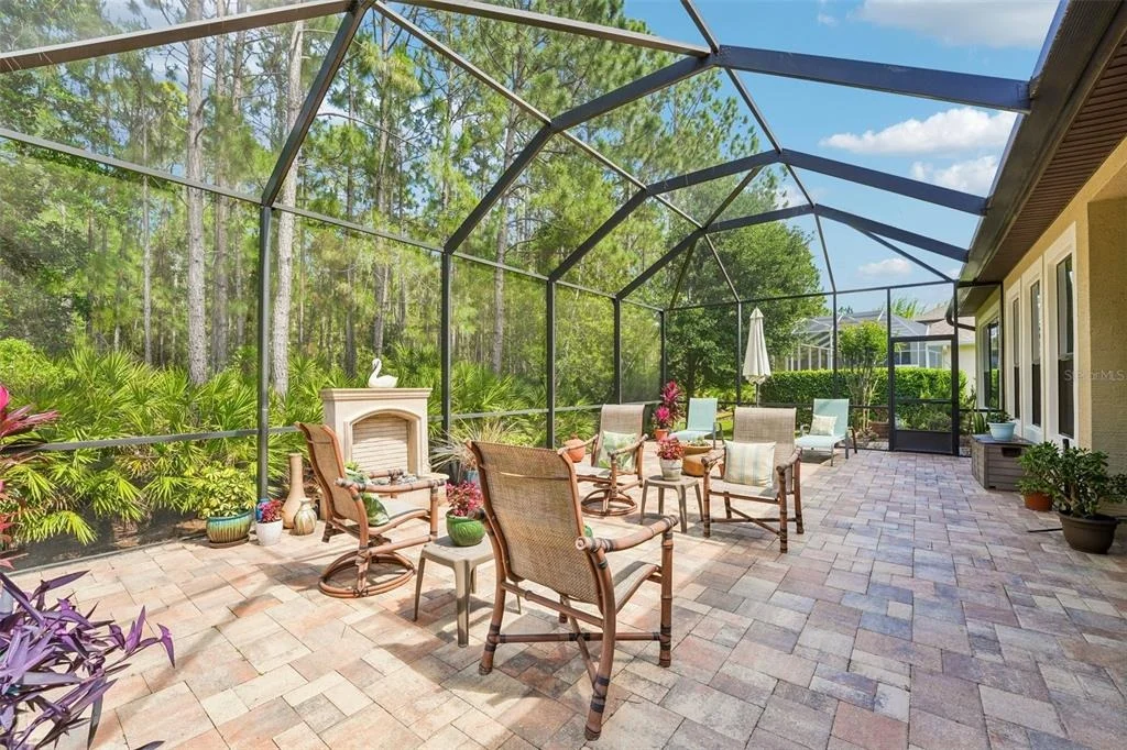 Photo of 648 SOUTHLAKE DRIVE