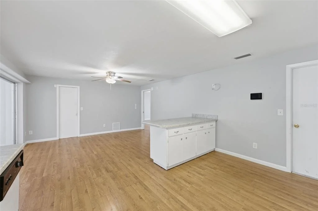 Photo of 1387 BELLEVUE BOULEVARD