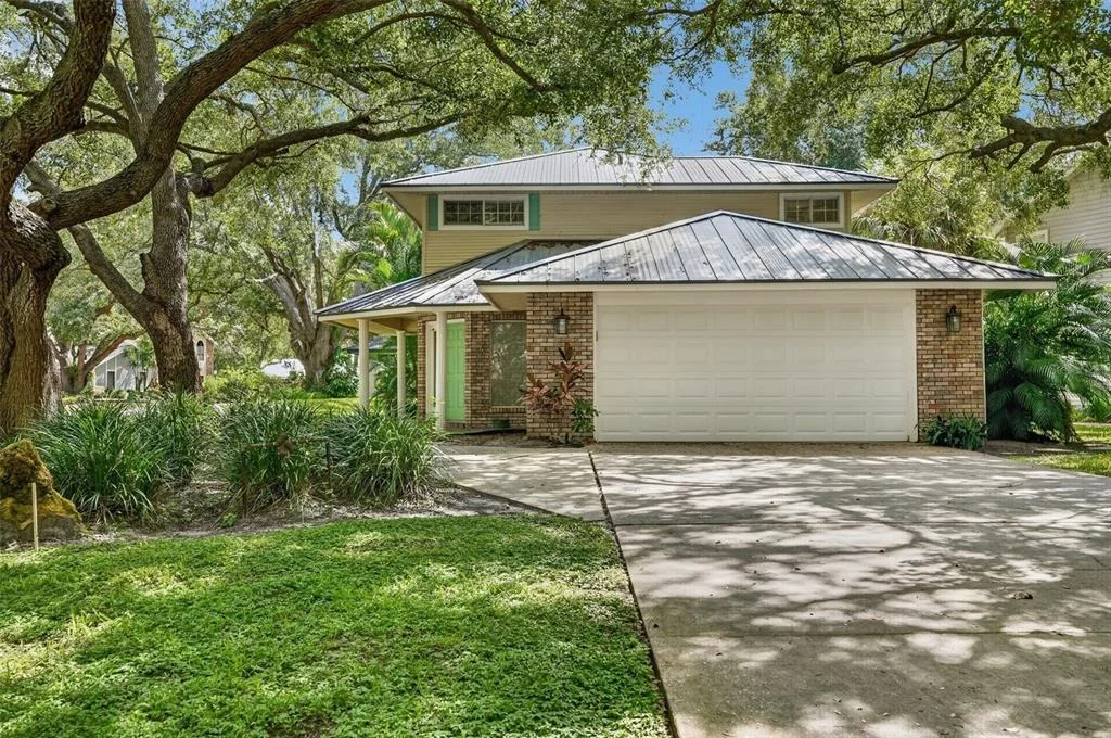 Photo of 6812 ARBOR OAKS DRIVE